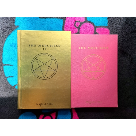 The Merciless books. Two books by Danielle Vega. - Picture 1 of 4